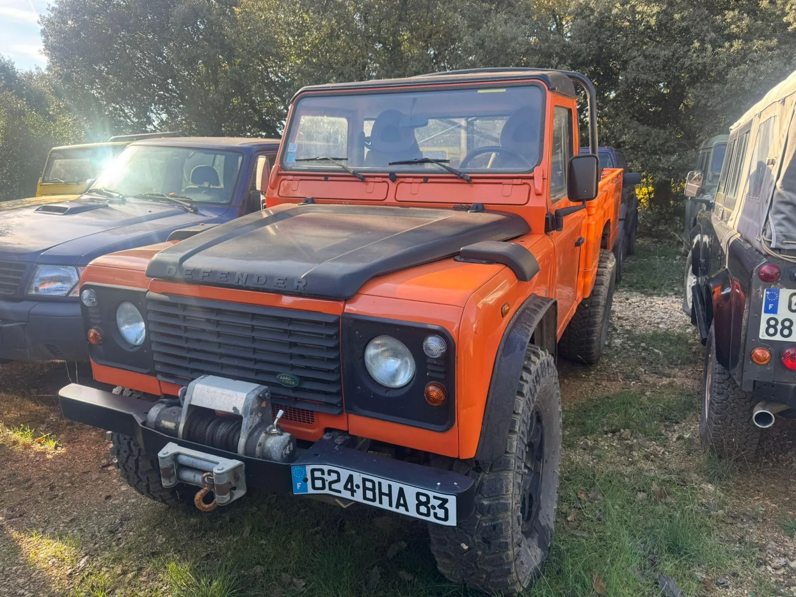 Land Rover Defender HCPU 110 Td5 — Chibron Automobiles Services