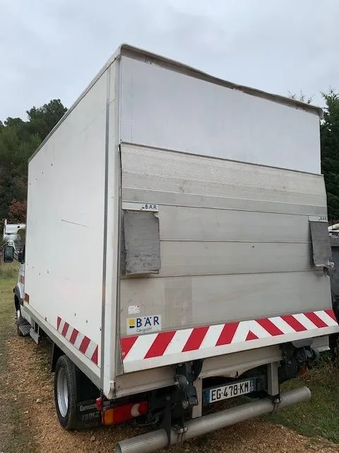 Renault Mascott - Hayon — 3 — Chibron Automobiles Services
