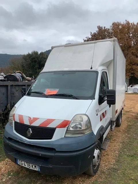 Renault Mascott - Hayon — 2 — Chibron Automobiles Services