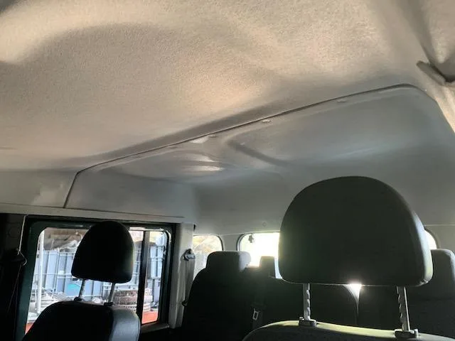 Land Rover Defender TD4 130 Pick Up - Double Cabine — 5 — Chibron Automobiles Services