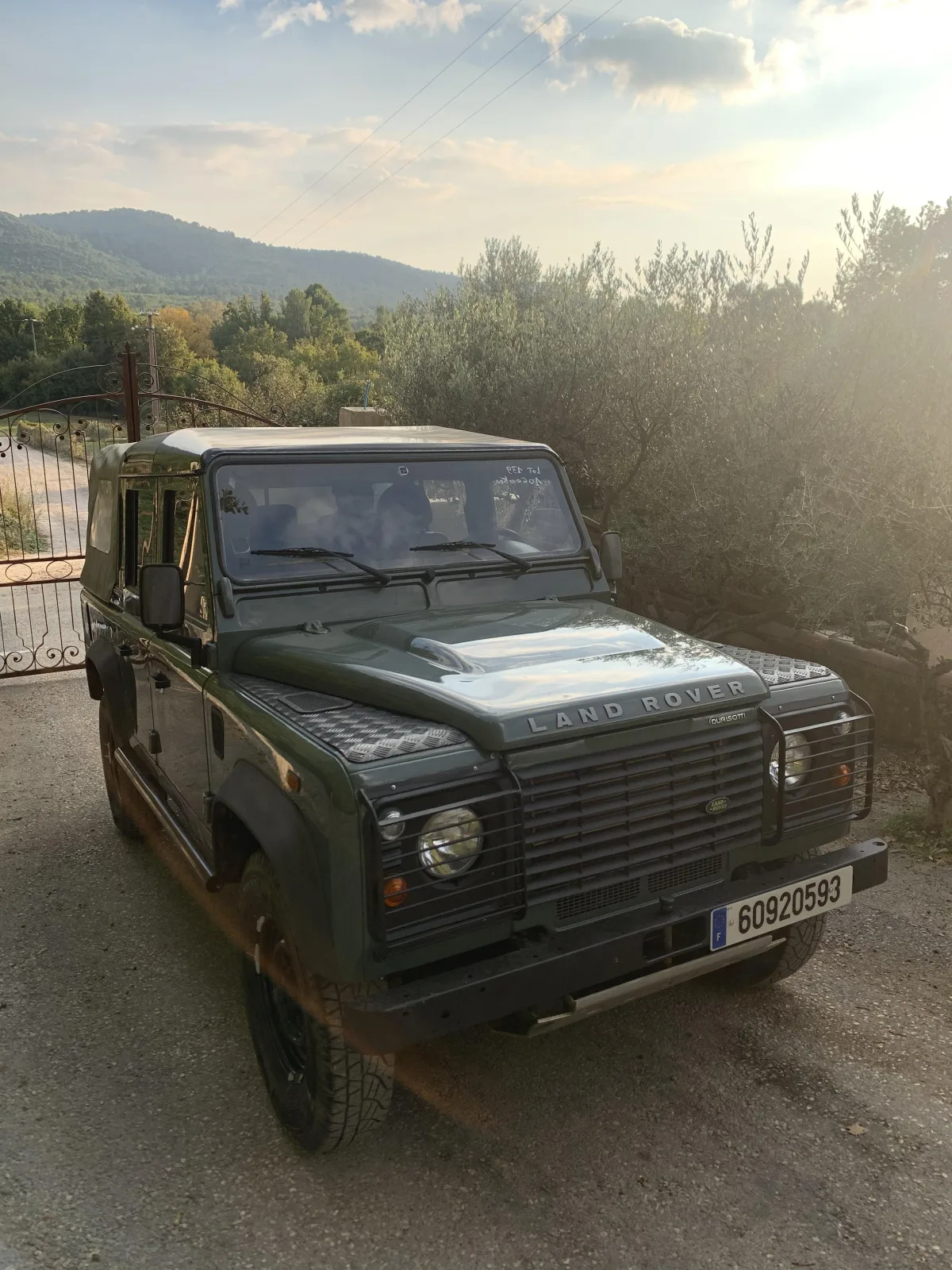 Land Rover Defender TD4 110 Pick Up Double Cabine — 2 — Chibron Automobiles Services