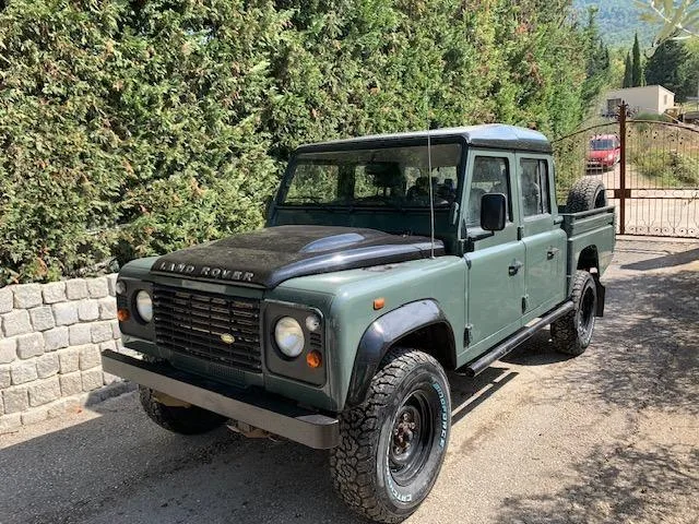 Land Rover Defender TD4 130 Pick Up - Double Cabine — 2 — Chibron Automobiles Services