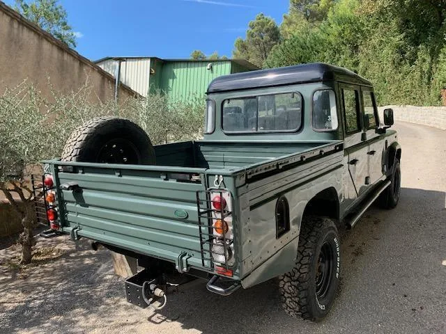 Land Rover Defender TD4 130 Pick Up - Double Cabine — 3 — Chibron Automobiles Services